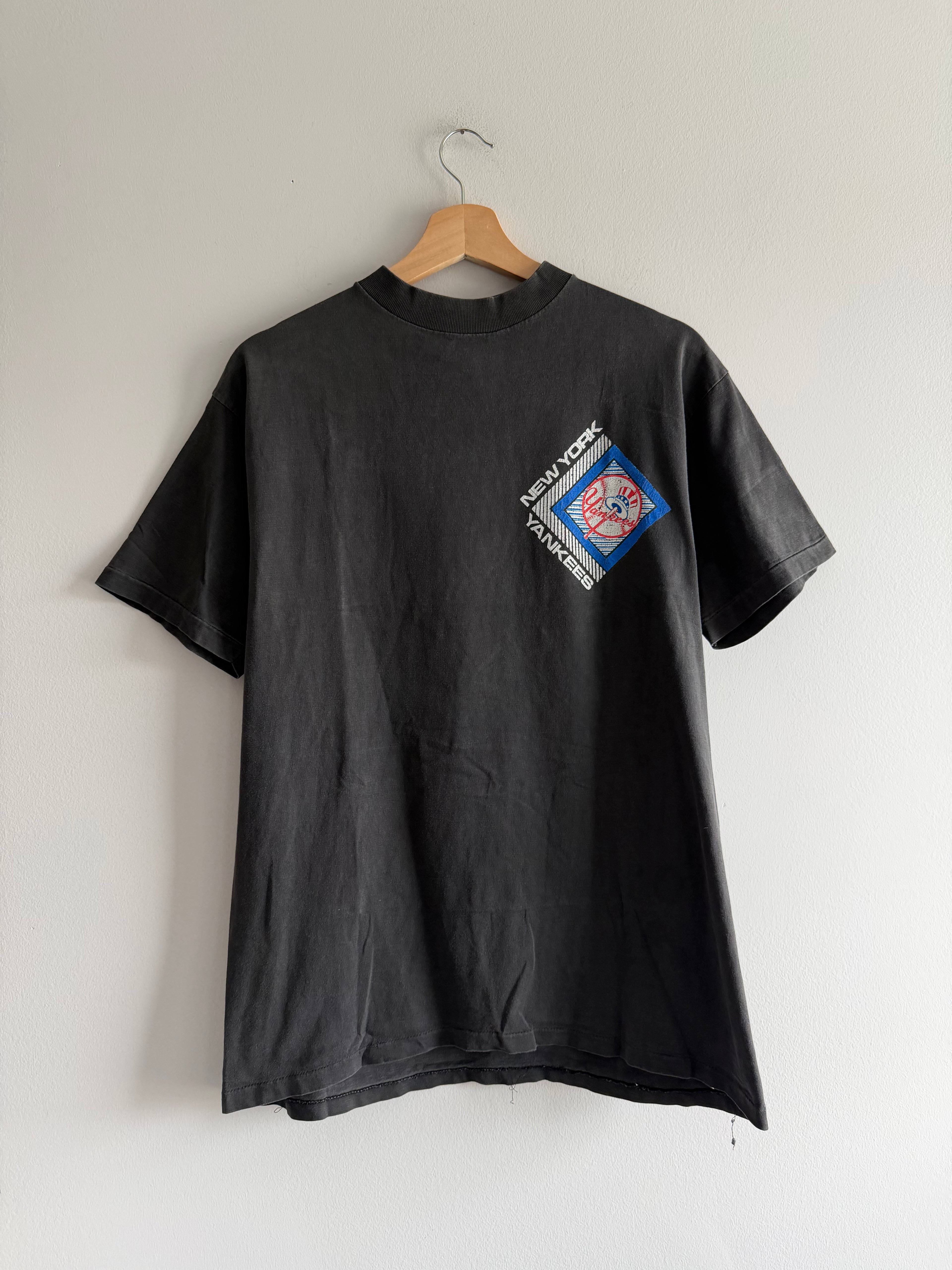 Vintage 90s Thrashed New York Yankees Tee