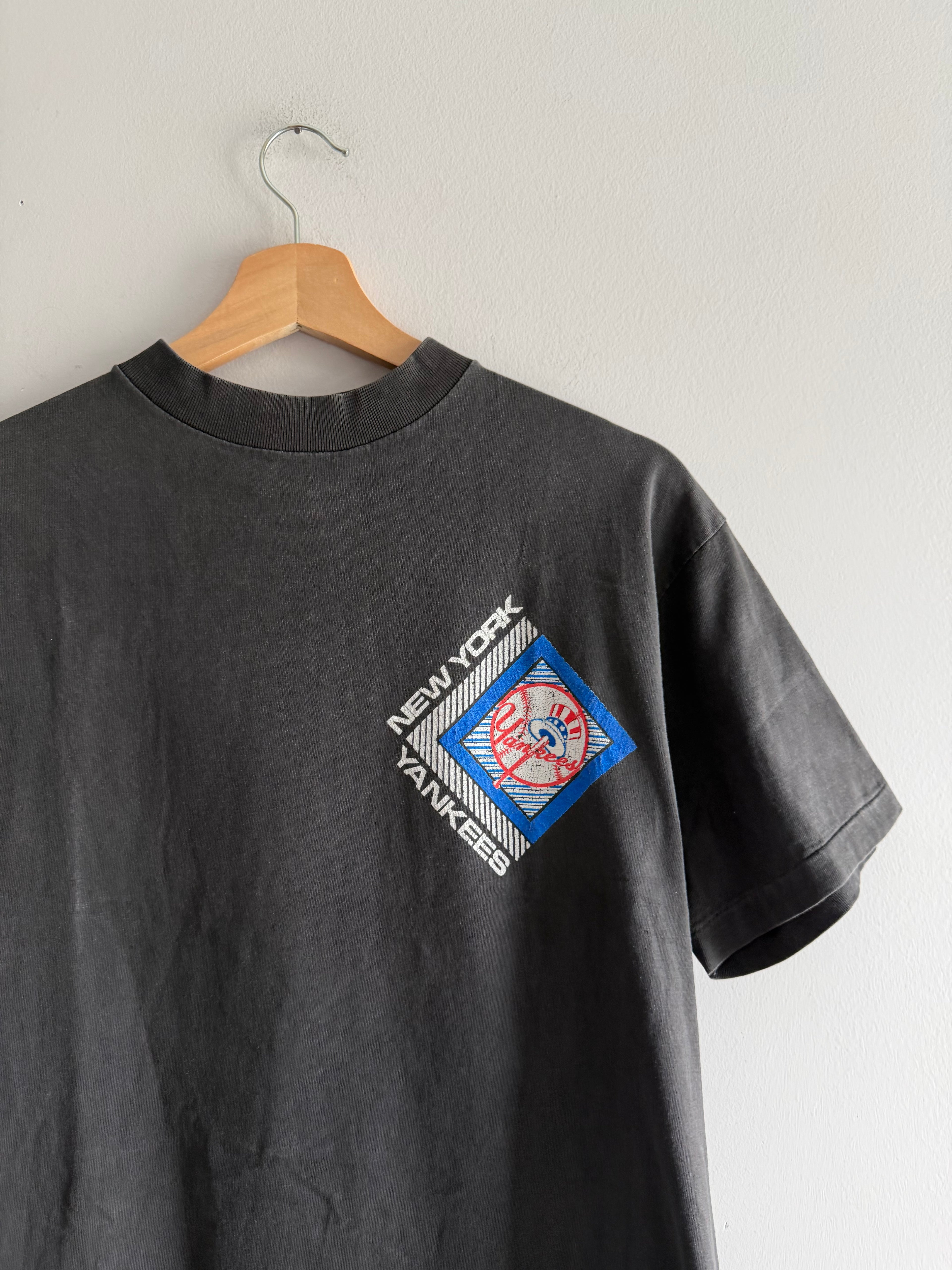 Vintage 90s Thrashed New York Yankees Tee
