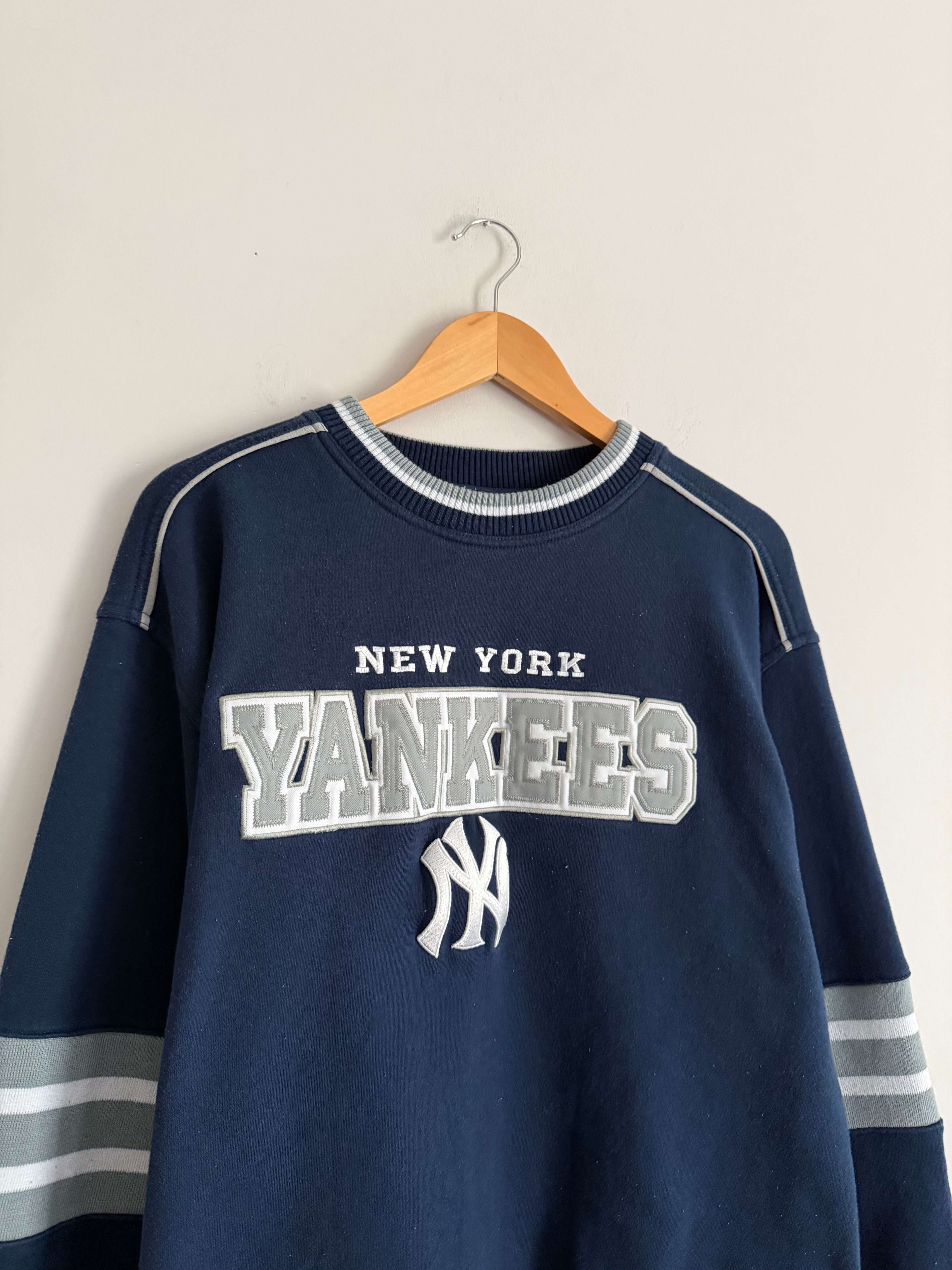 Vintage NY Yankees Lee Sport Crewneck