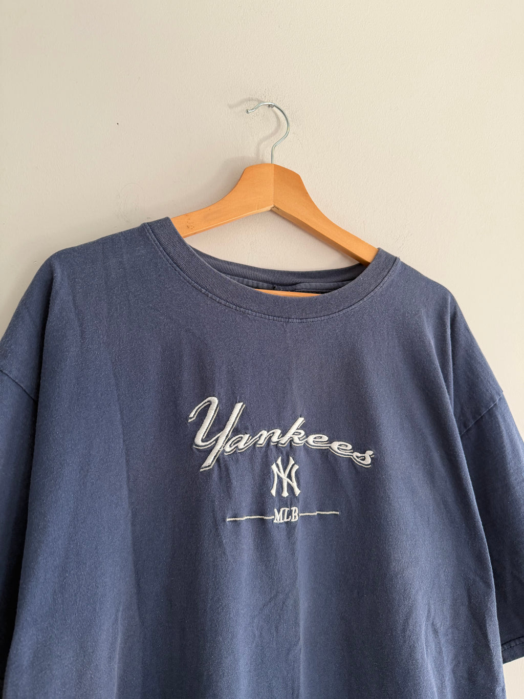 Vintage New York Yankees Embroidered Tee