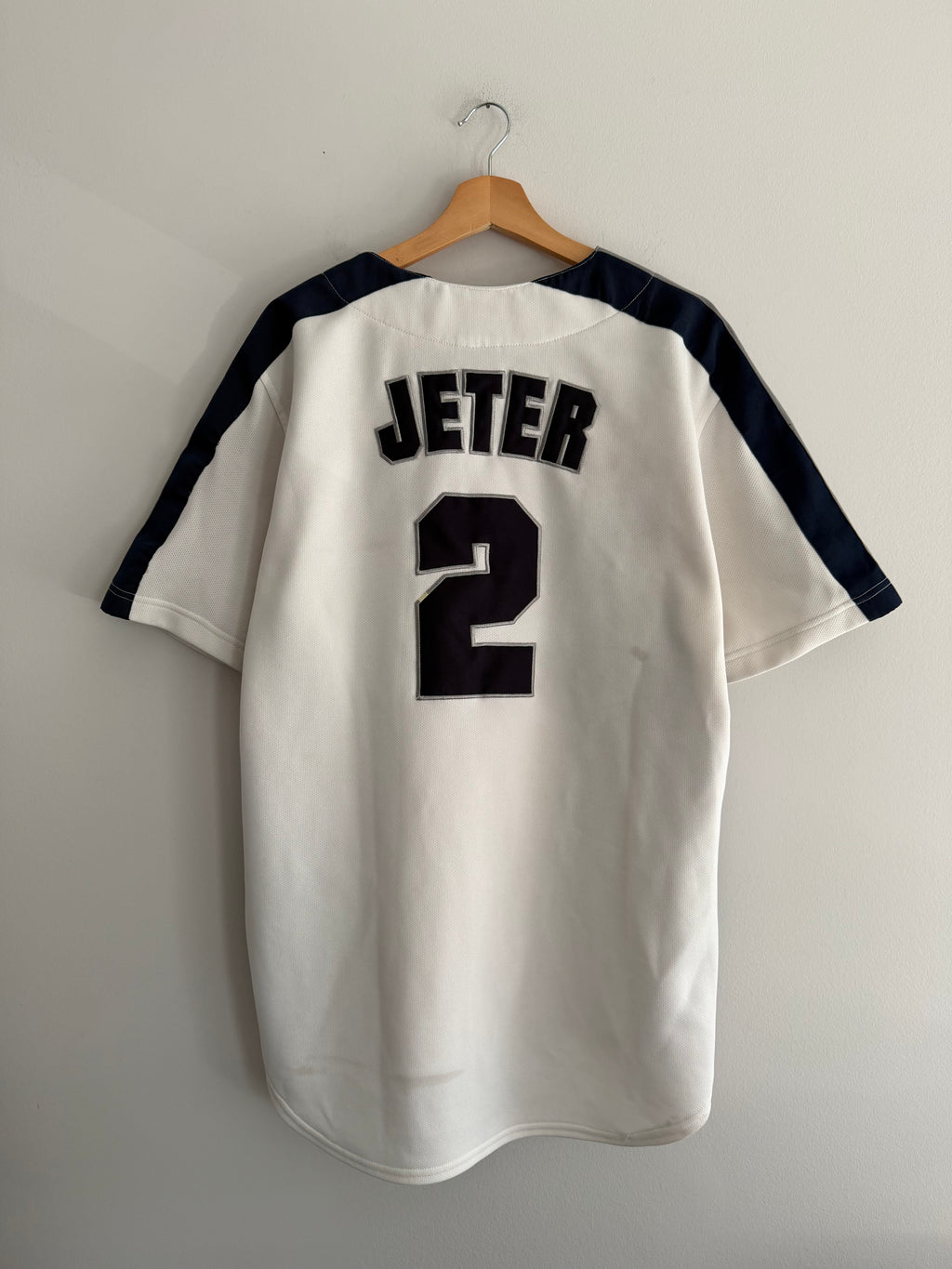 Vintage New York Yankees Derek Jeter Jersey