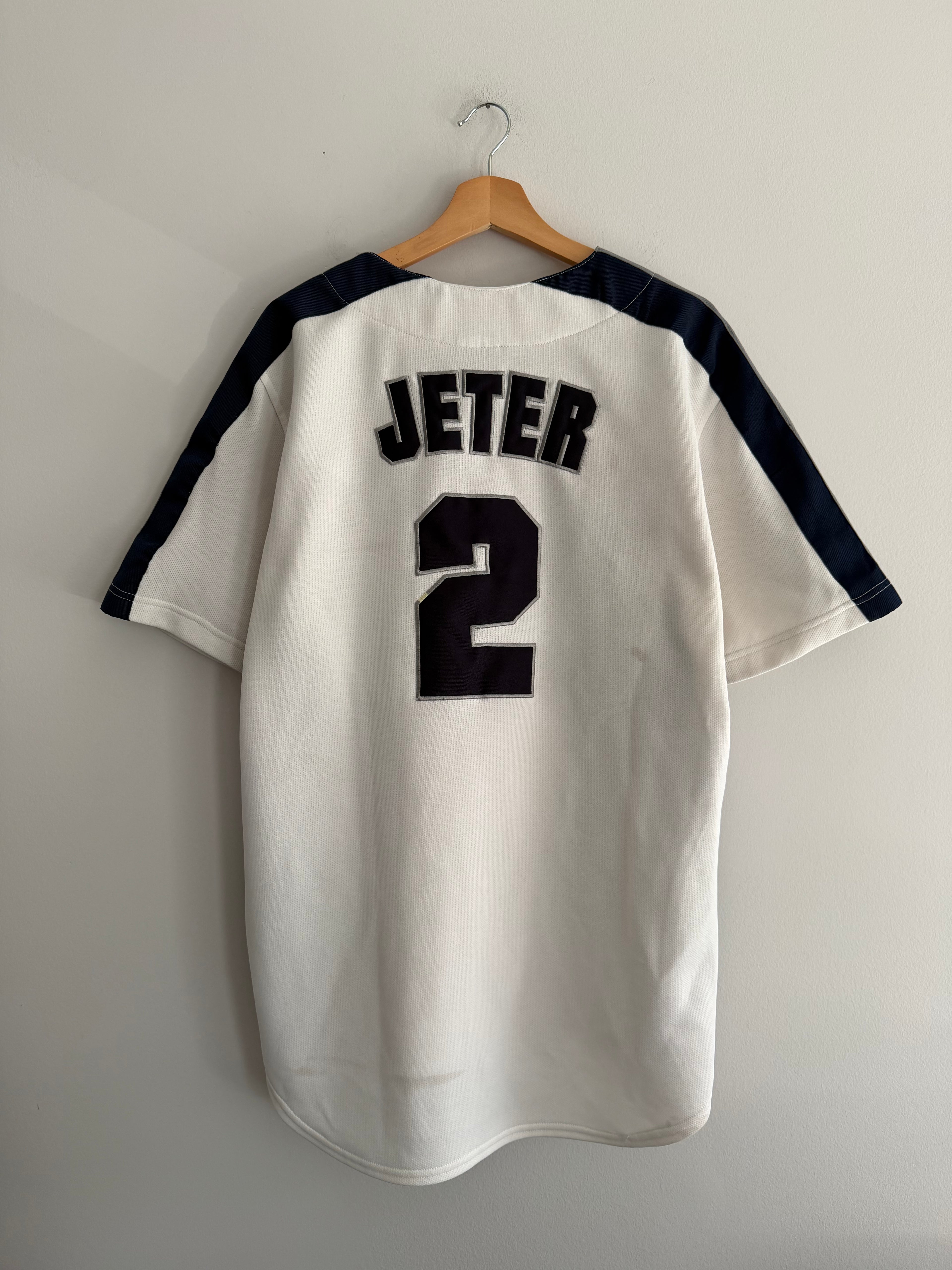 Vintage New York Yankees Derek Jeter Jersey