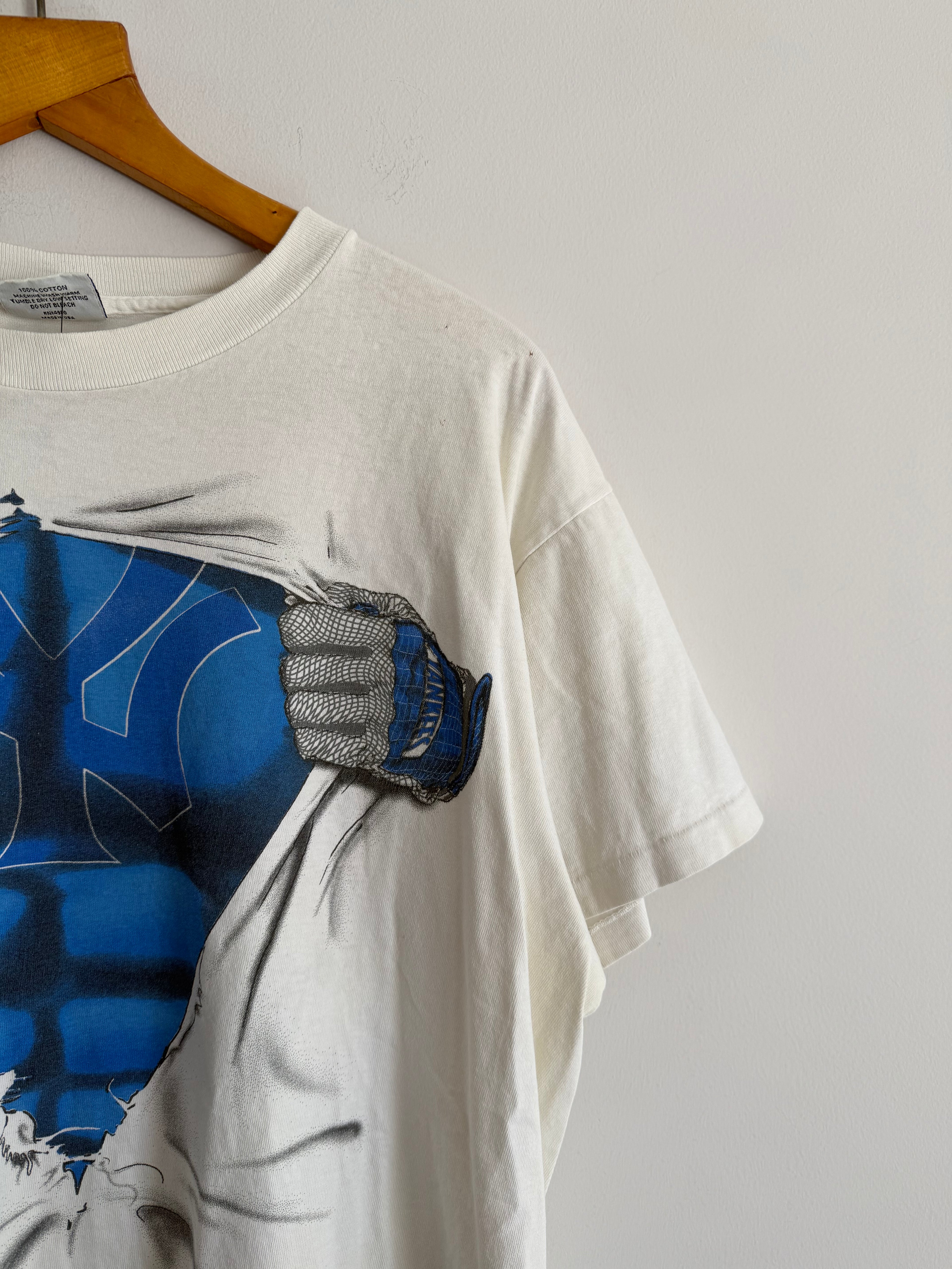 Vintage New York Yankees Superman Tee