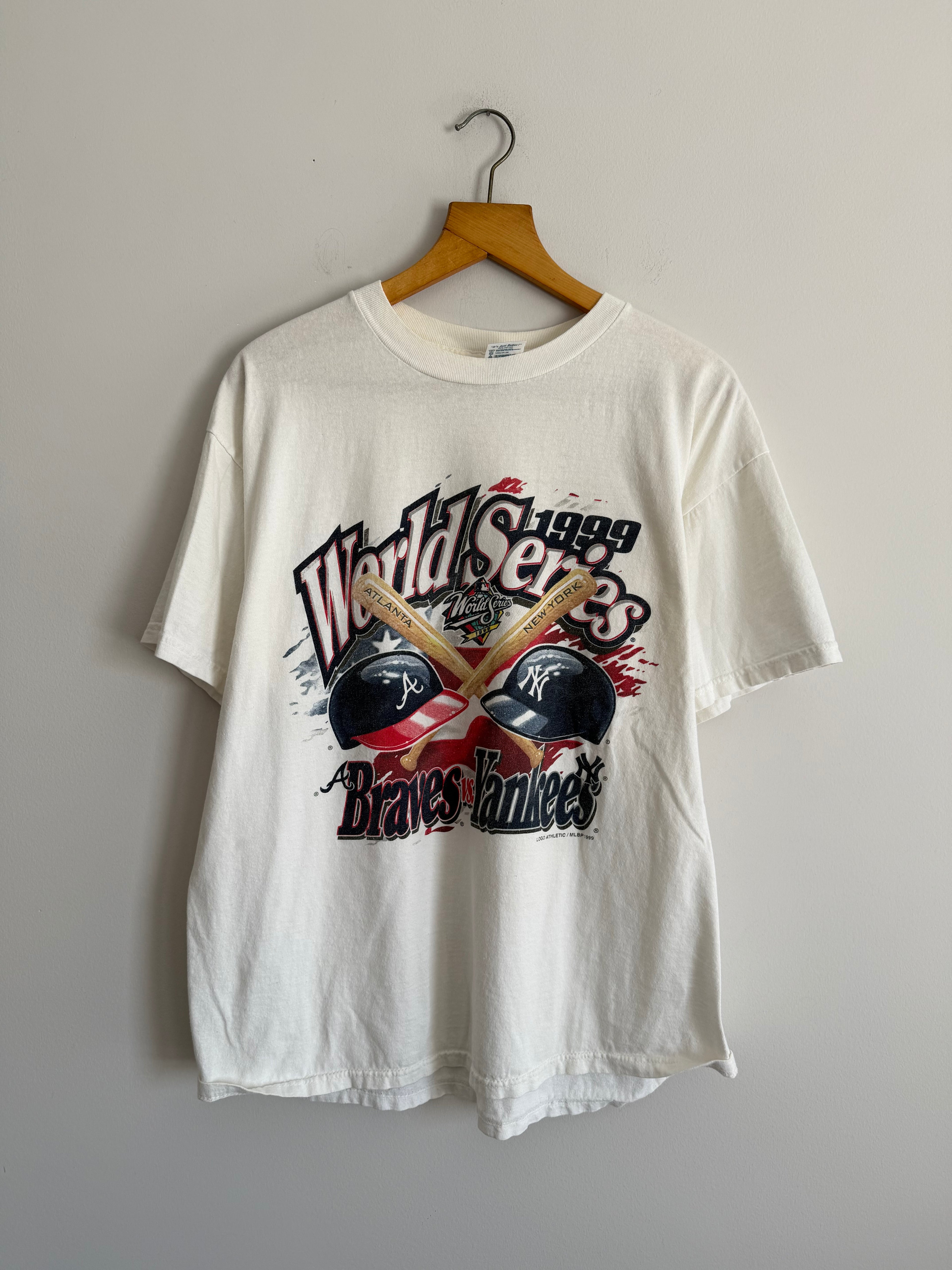 Vintage New Yankees/Atlanta Braves Tee