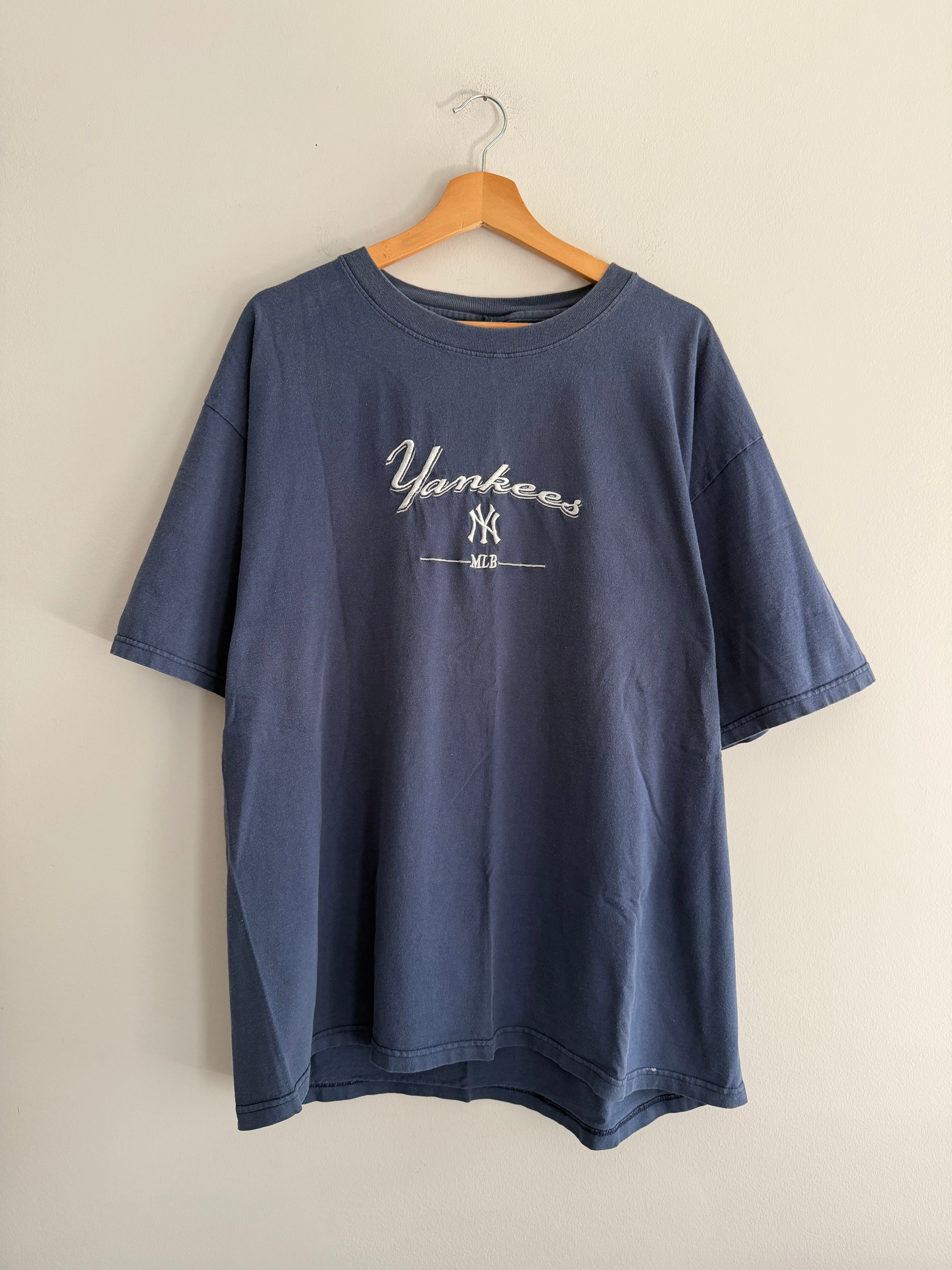 Vintage New York Yankees Embroidered Tee