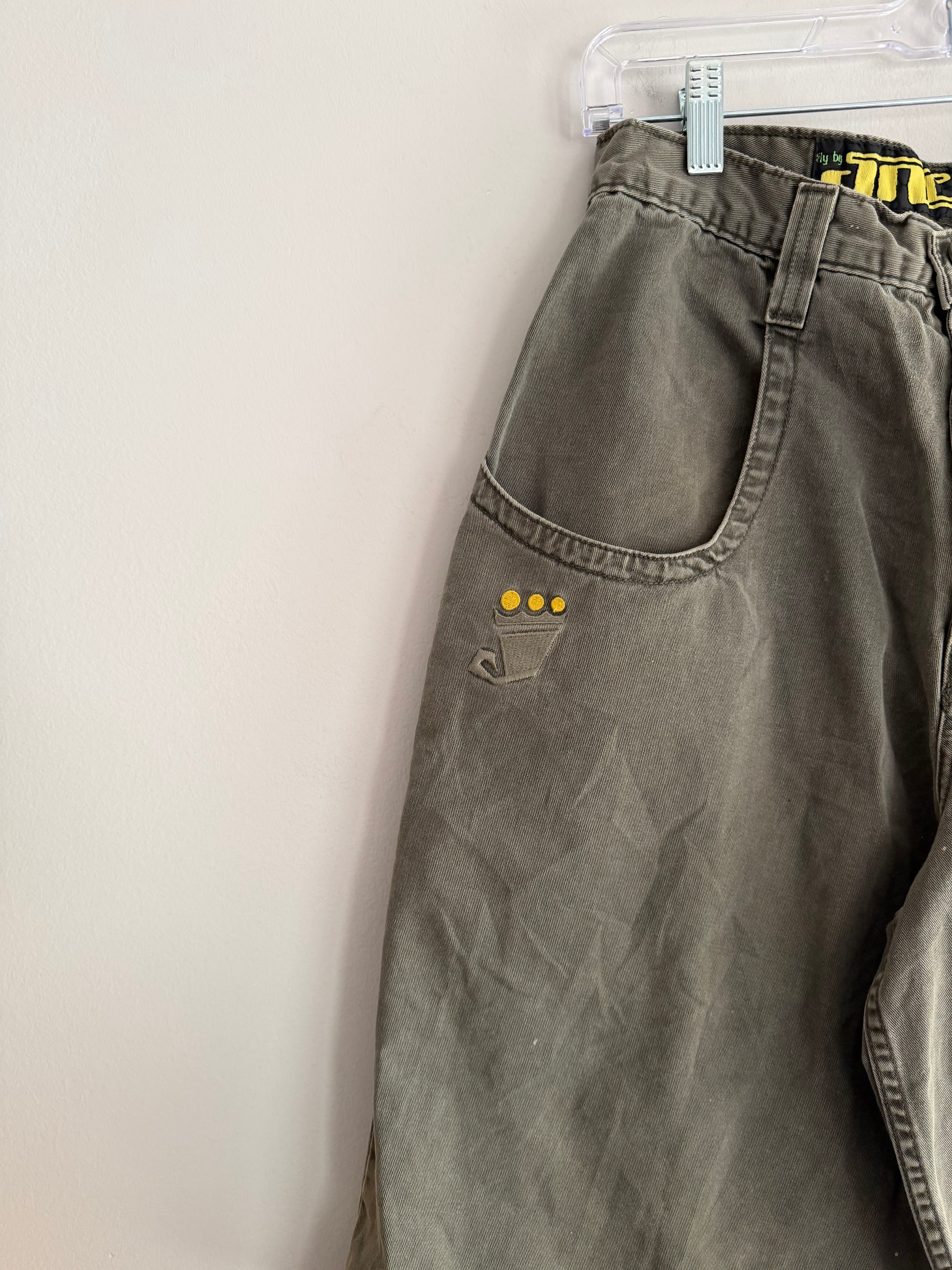 Vintage 90s Jnco Stinger Olive Shorts