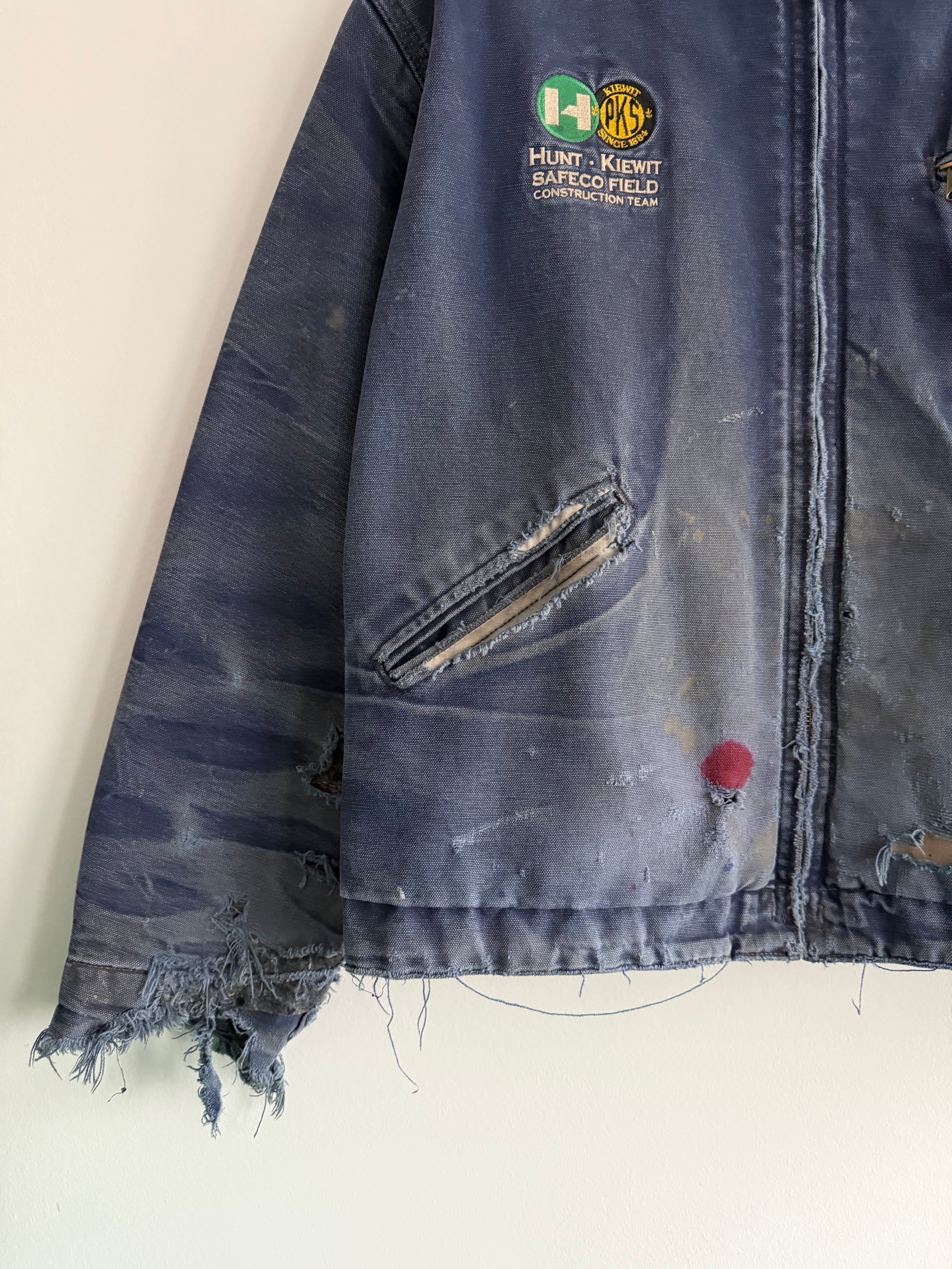Thrashed Vintage Navy Carhartt Detroit Jacket