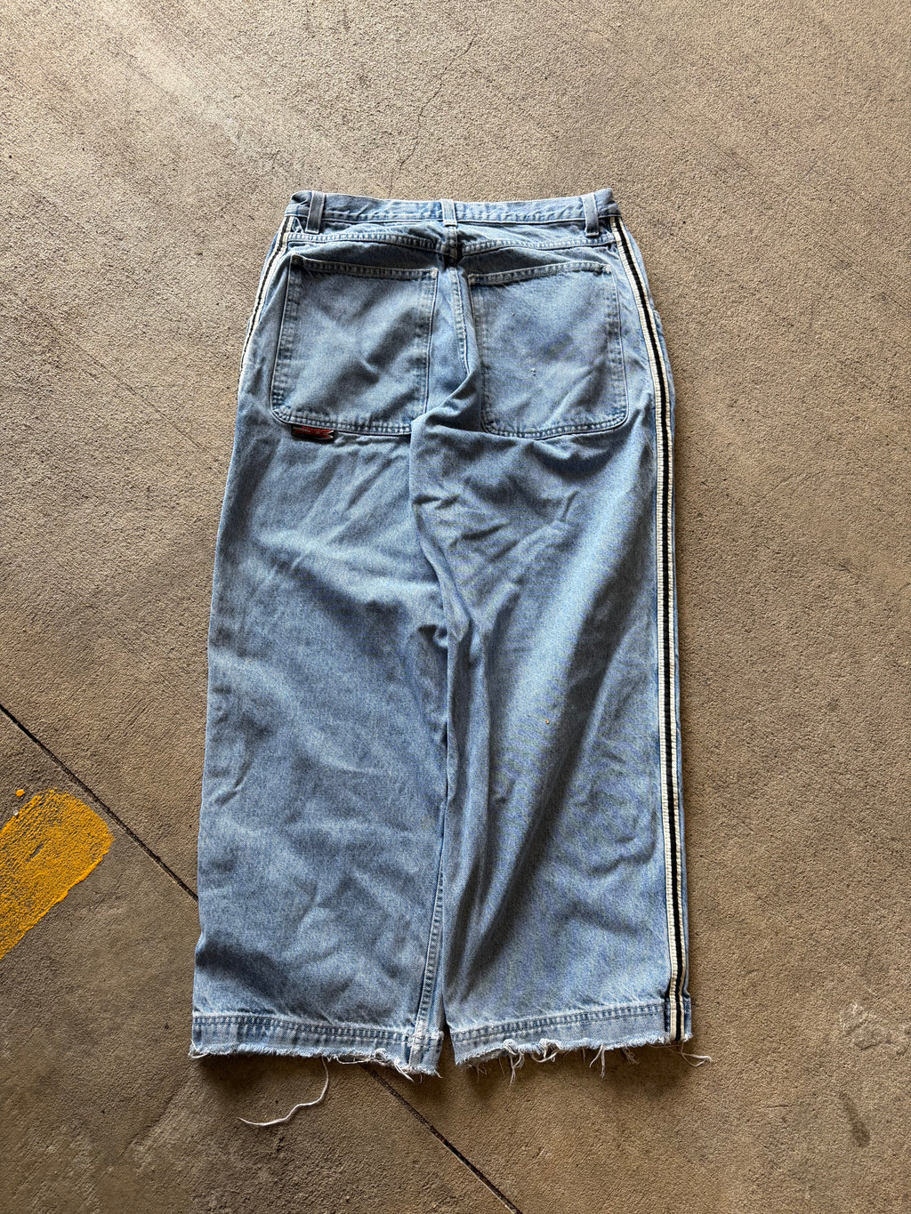 Vintage 90s Jnco Skunk