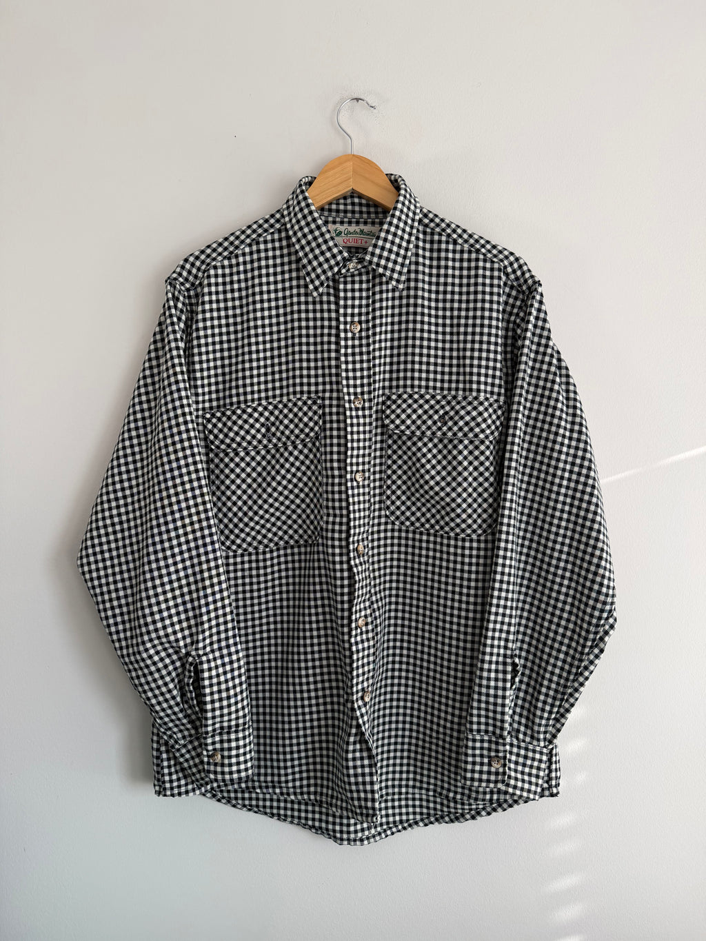 Vintage Garden Mountain Button Up