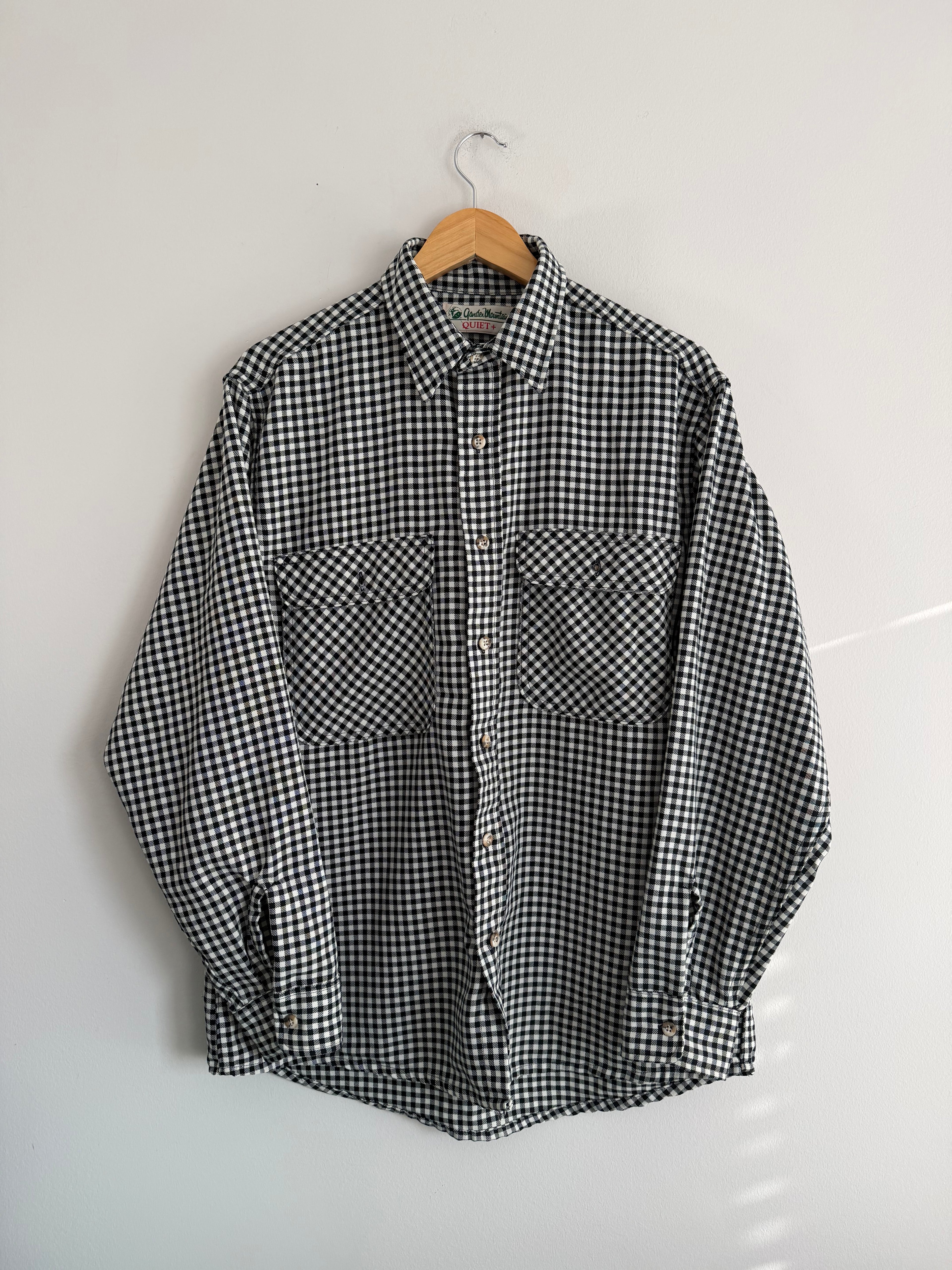 Vintage Garden Mountain Button Up