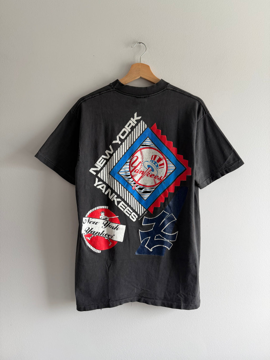 Vintage 90s Thrashed New York Yankees Tee